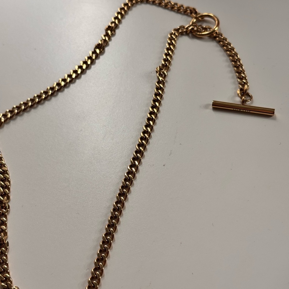 Elegant Gold Chain Necklace - Picture 4 of 4